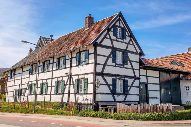 Bnb Het Geluk Van Limburg Mechelen Luaran gambar