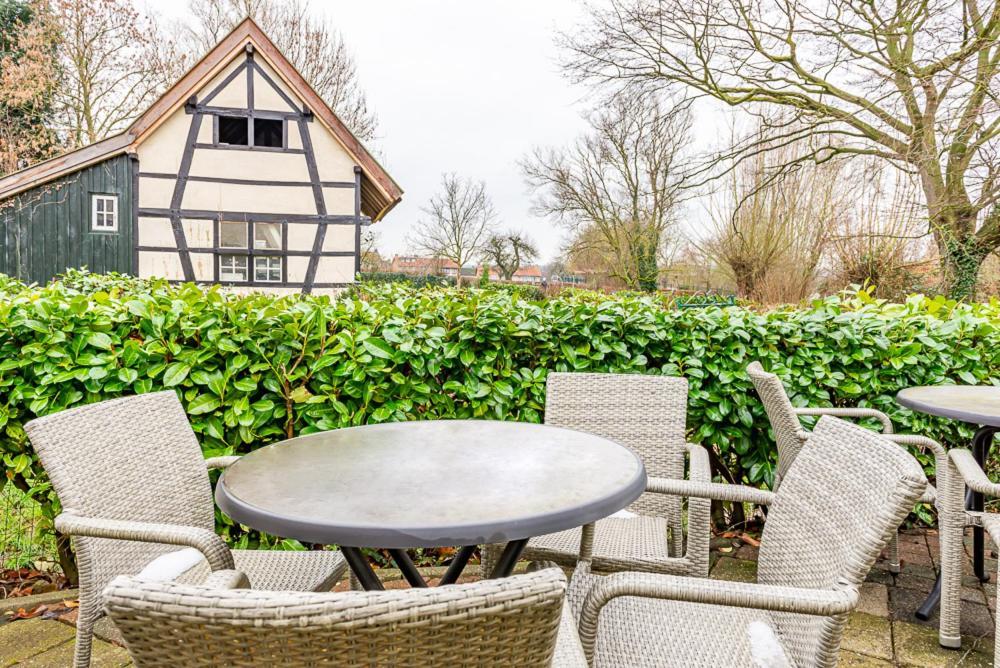 Bnb Het Geluk Van Limburg Mechelen Luaran gambar