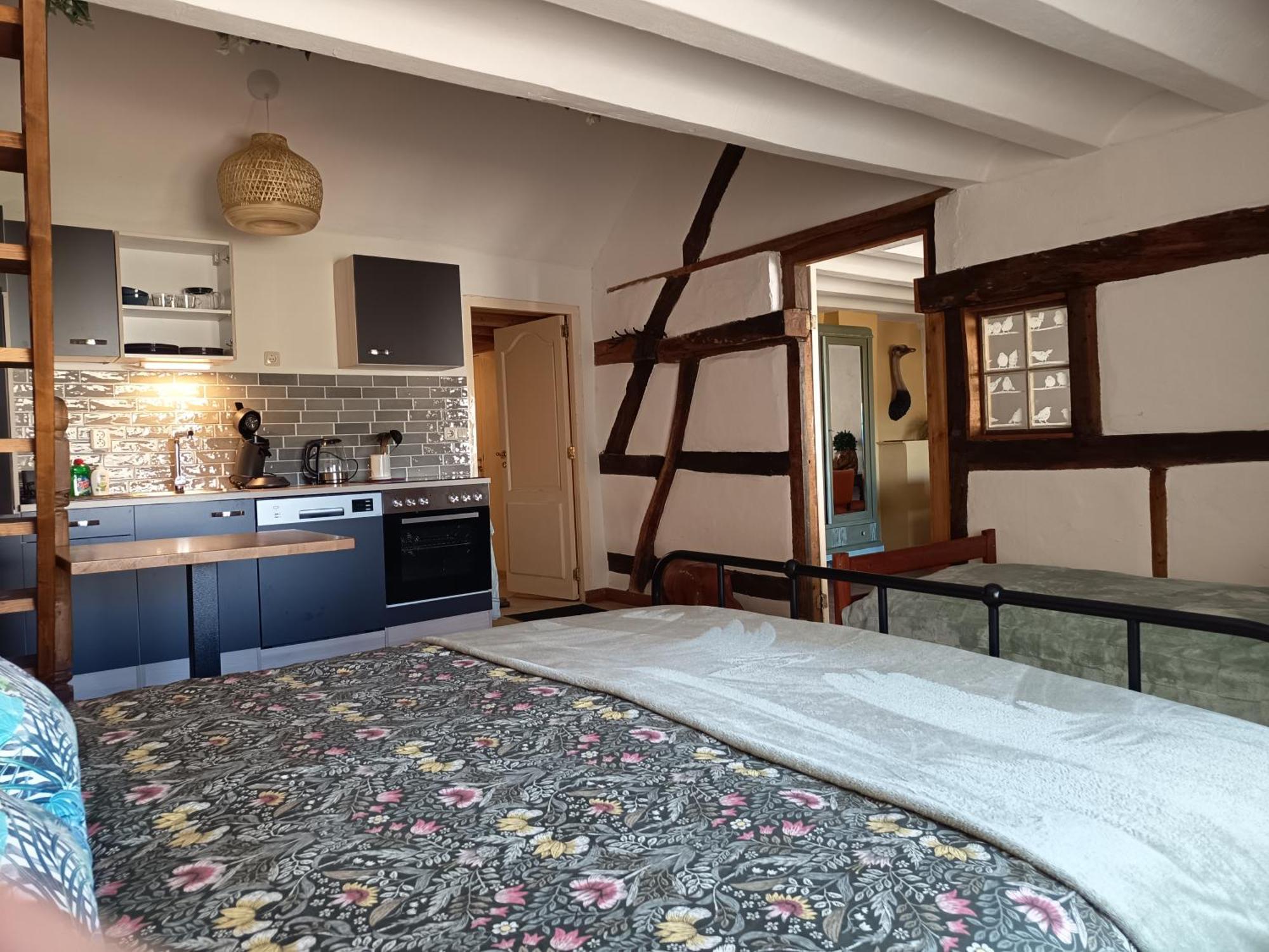 Bnb Het Geluk Van Limburg Mechelen Luaran gambar